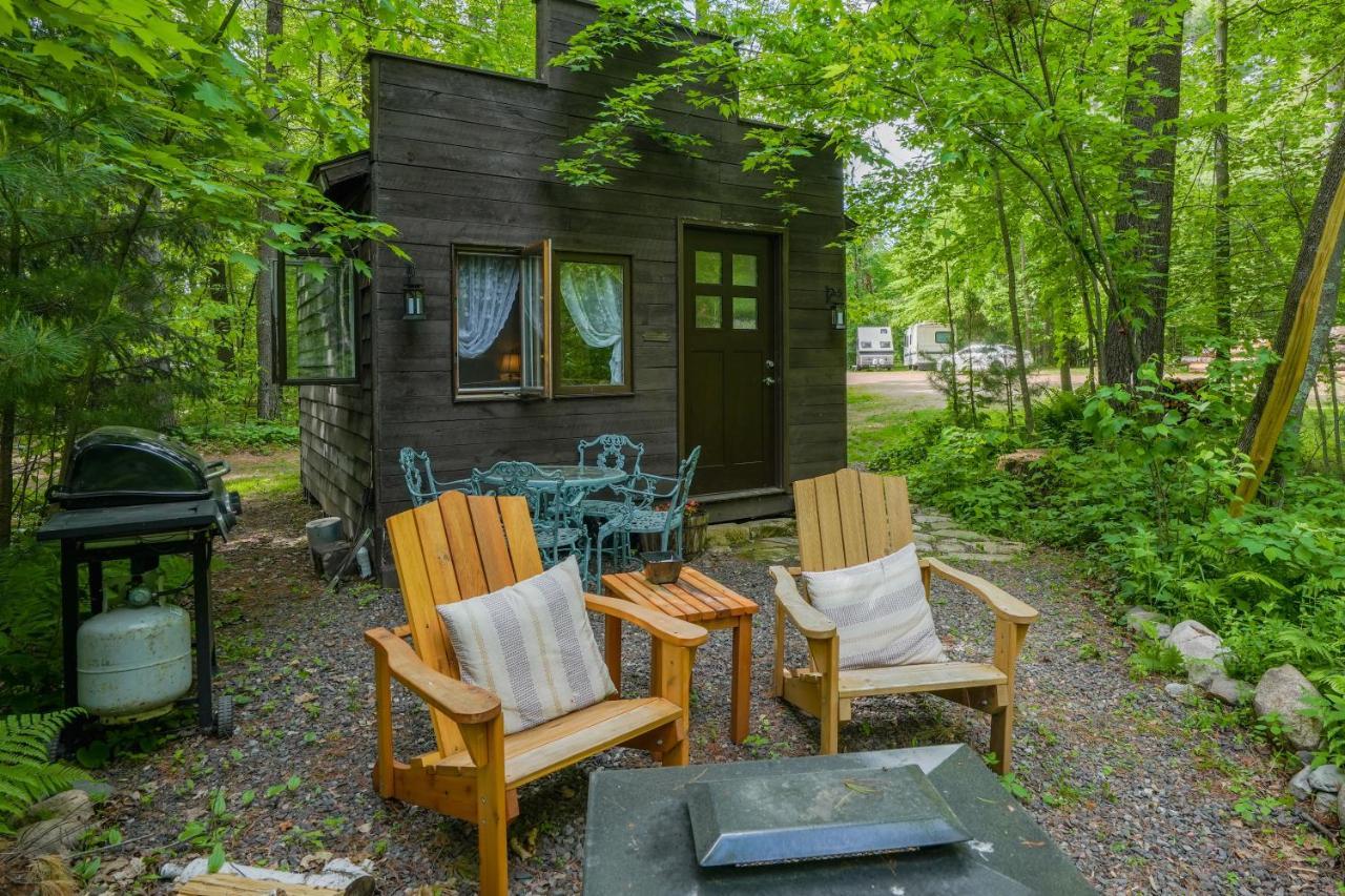Vintage Wild West Tiny Hotel In The Woods! Pine City Exteriér fotografie